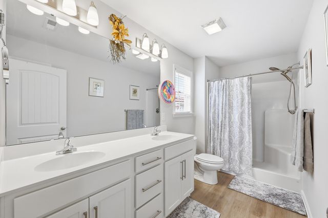 702 Woodside Dr., Conway, SC 29526