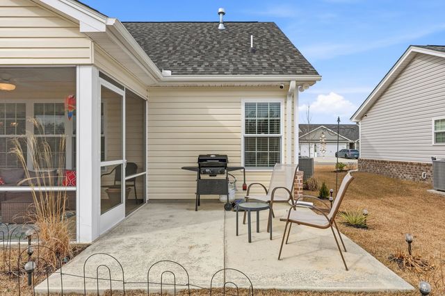 702 Woodside Dr., Conway, SC 29526