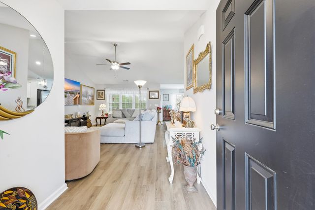 702 Woodside Dr., Conway, SC 29526