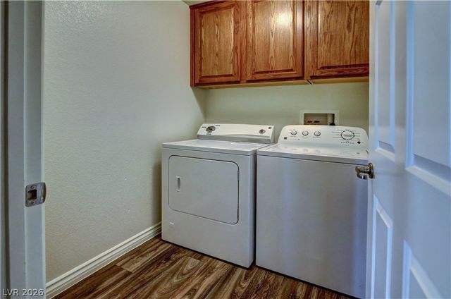 7226 Regent Pond Street, Las Vegas, NV 89166