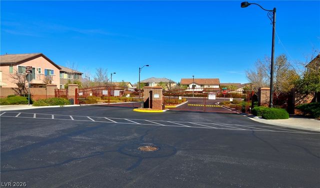 7226 Regent Pond Street, Las Vegas, NV 89166