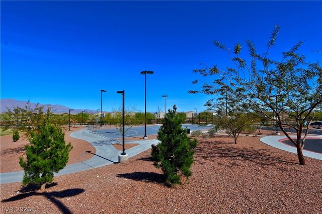 7226 Regent Pond Street, Las Vegas, NV 89166