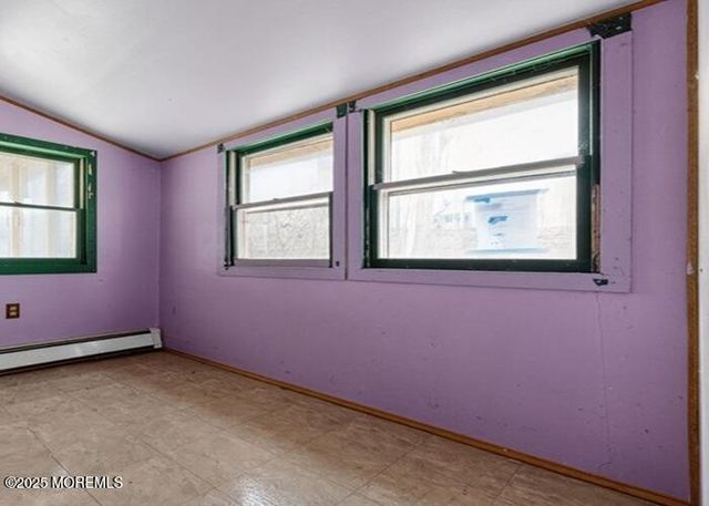 36 Oakland Drive, Jackson, NJ 08527