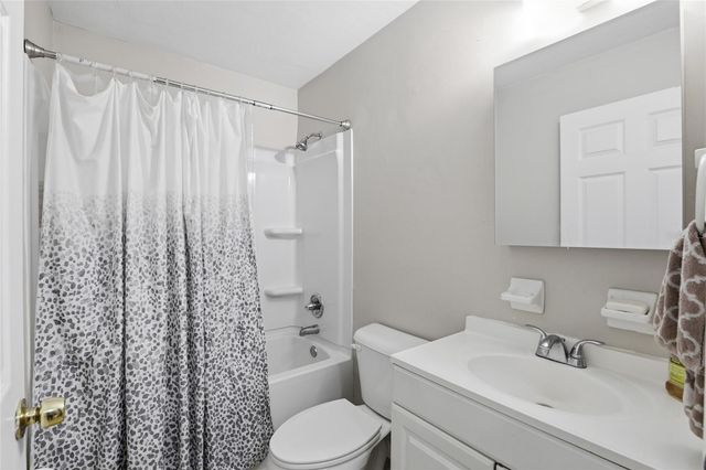 3605 SW 29TH TERRACE, Gainesville, FL 32608