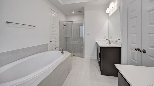 10223 Belle Parkway, San Antonio, TX 78254