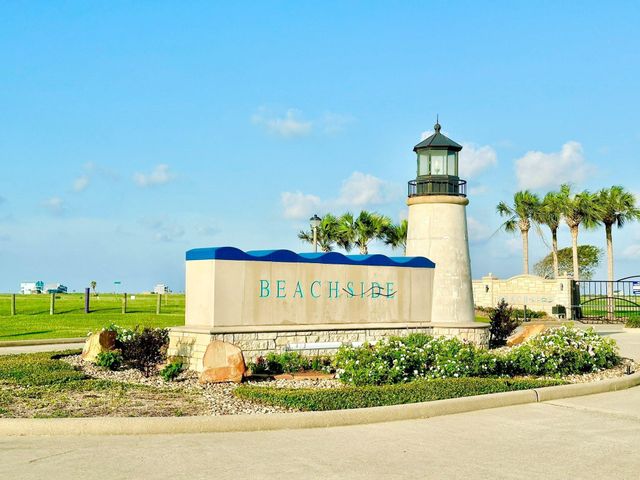 3021 Palacios Bay Drive, Palacios, TX 77465