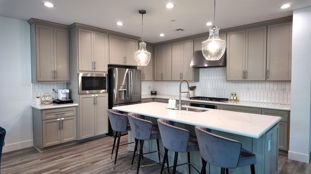 98 E Calder Dr, Mountain House, CA 95391