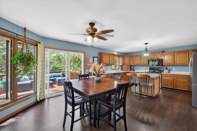 7129 Dorf View Court, Sauk City, WI 53583