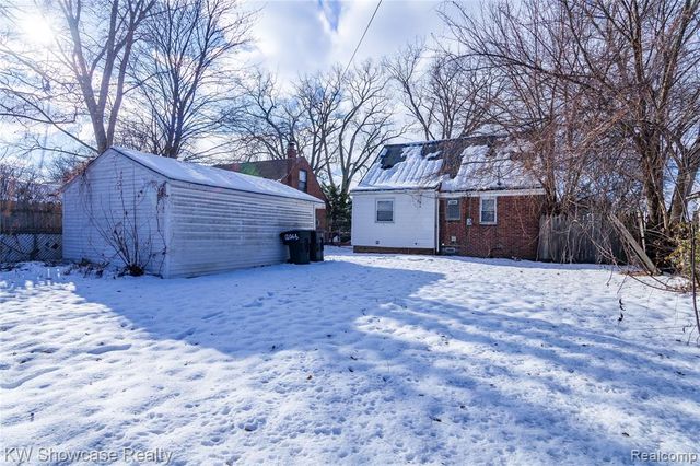 12066 Bramell, Detroit, MI 48239