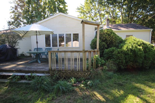 13738 E Tremblay Drive, Schoolcraft Twp, MI 49097