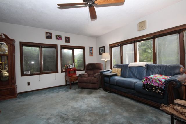 13738 E Tremblay Drive, Schoolcraft Twp, MI 49097