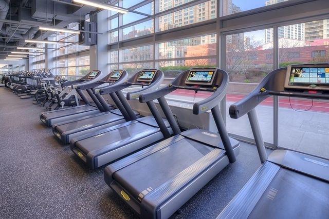 545 N Dearborn Street 2505, Chicago, IL 60654