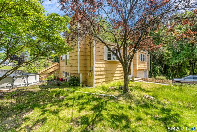 2 Chatham Terrace, Bridgeport, CT 06606