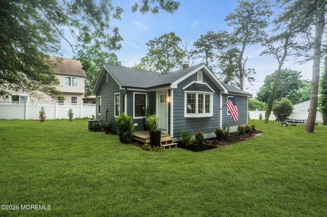 519 6th Avenue, Brick, NJ 08724
