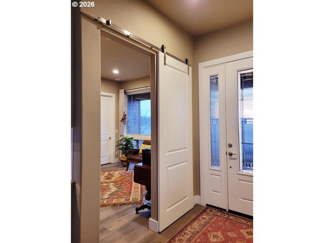 2960 Nw STACIE Ct, Roseburg, OR 97471