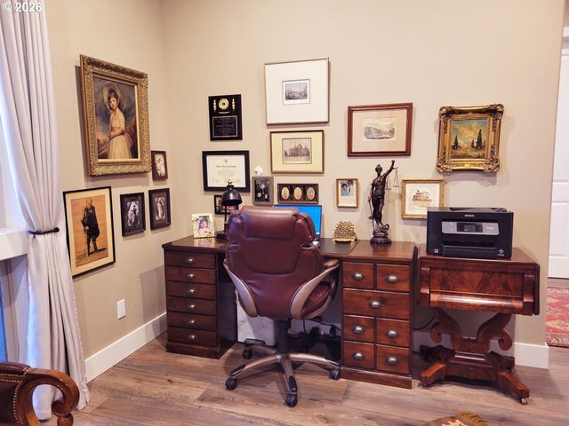 2960 Nw STACIE Ct, Roseburg, OR 97471