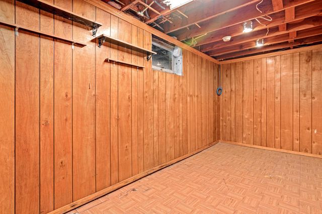 5332 52nd Avenue N, Crystal, MN 55429