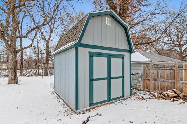 5332 52nd Avenue N, Crystal, MN 55429