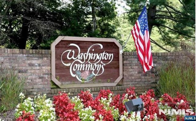 173 Winchester Court 173E, Twp Of Washington, NJ 07676
