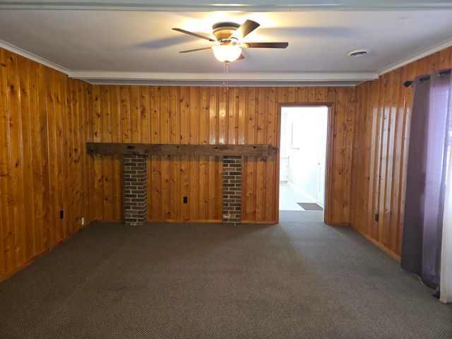 305 Furlong Street, Fenton, MI 48430