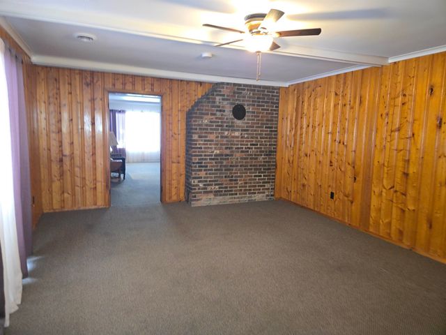 305 Furlong Street, Fenton, MI 48430