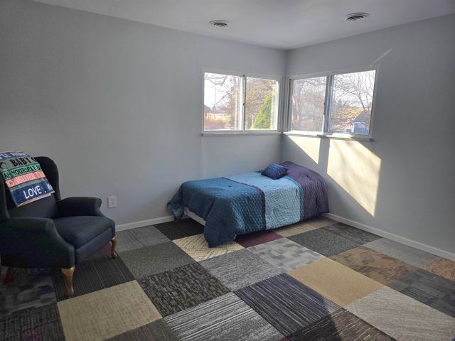 305 Furlong Street, Fenton, MI 48430