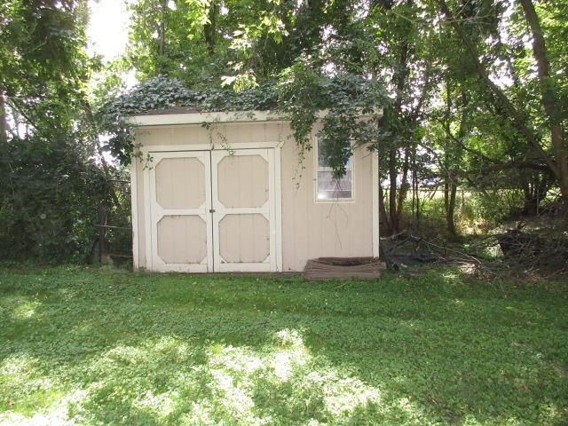 305 Furlong Street, Fenton, MI 48430