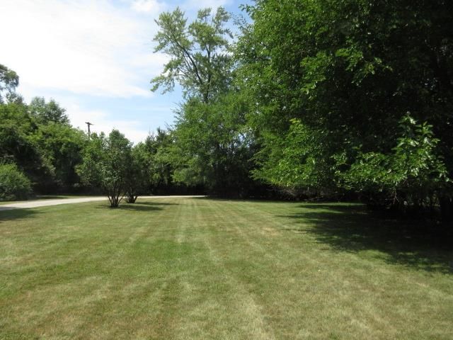 305 Furlong Street, Fenton, MI 48430