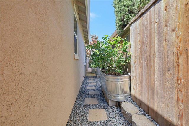 1668 Abilene Circle, Rocklin, CA 95765