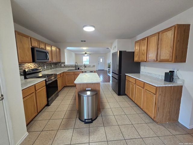 3915 Arrowwood, San Antonio, TX 78261