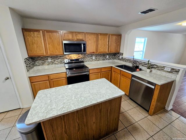 3915 Arrowwood, San Antonio, TX 78261