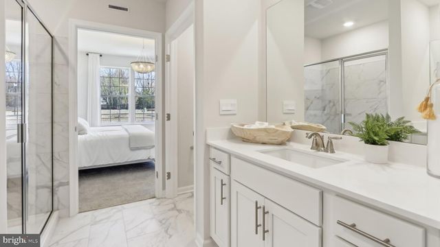 49 BRYCE DR, Monroeville, NJ 08343