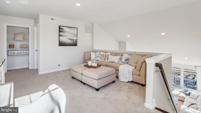 49 BRYCE DR, Monroeville, NJ 08343