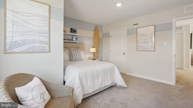 49 BRYCE DR, Monroeville, NJ 08343