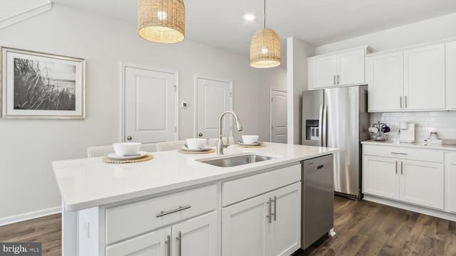 49 BRYCE DR, Monroeville, NJ 08343
