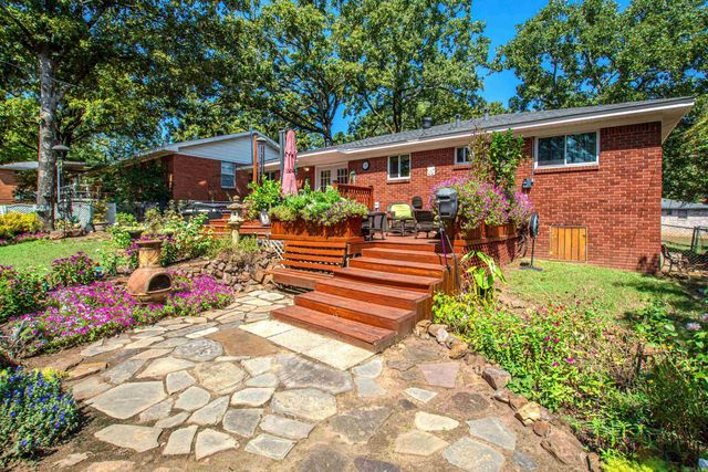 903 W 52nd Street, North Little Rock, AR 72118