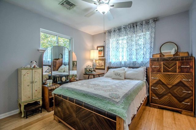 903 W 52nd Street, North Little Rock, AR 72118