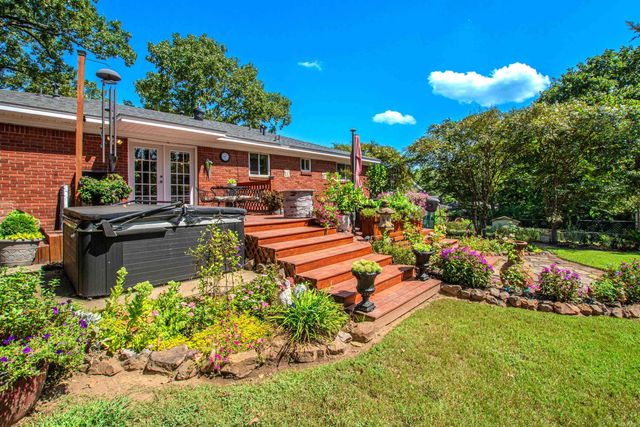 903 W 52nd Street, North Little Rock, AR 72118