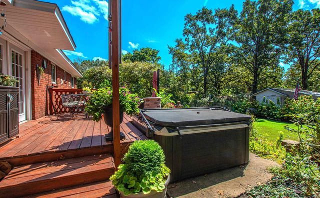 903 W 52nd Street, North Little Rock, AR 72118