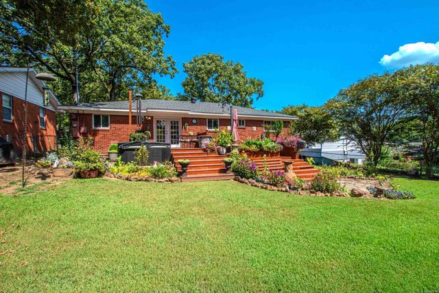 903 W 52nd Street, North Little Rock, AR 72118