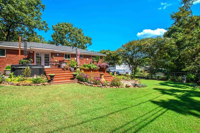 903 W 52nd Street, North Little Rock, AR 72118