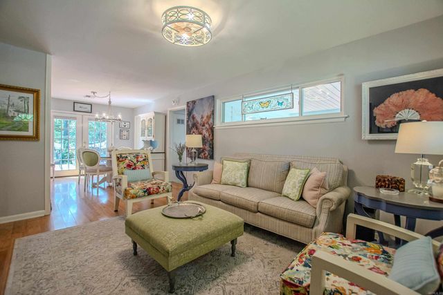 903 W 52nd Street, North Little Rock, AR 72118