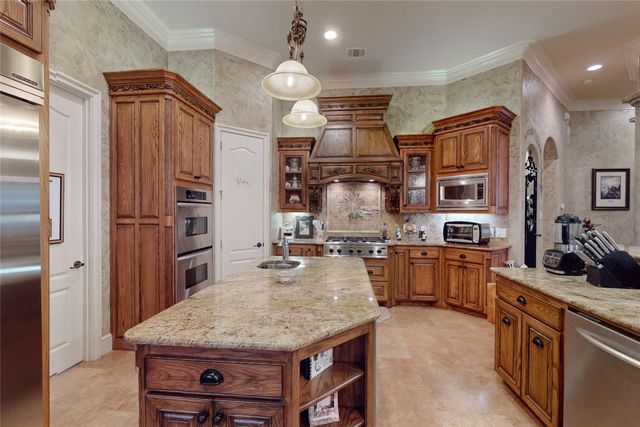 3925 Westway Terrace, Fort Worth, TX 76179