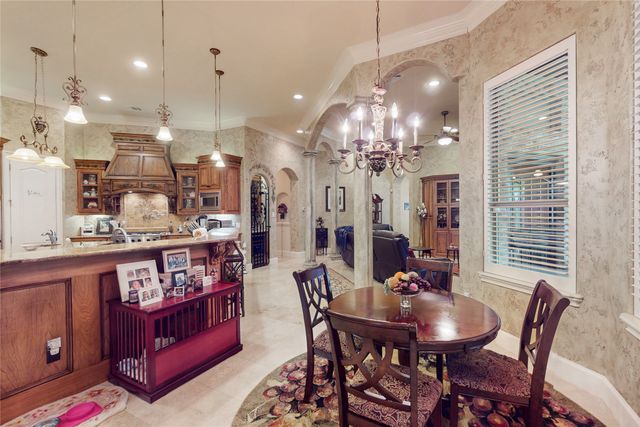 3925 Westway Terrace, Fort Worth, TX 76179