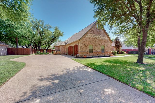 3925 Westway Terrace, Fort Worth, TX 76179