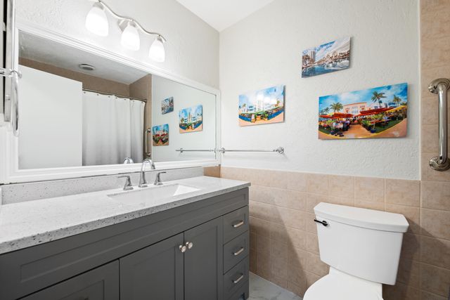 16000 Laurel Oak Circle, Delray Beach, FL 33484