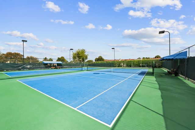 16000 Laurel Oak Circle, Delray Beach, FL 33484