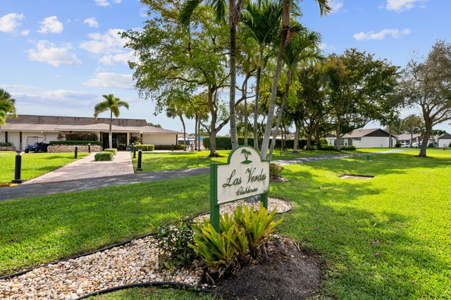 16000 Laurel Oak Circle, Delray Beach, FL 33484