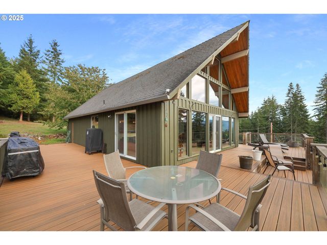 34795 ROW RIVER Rd, Cottage Grove, OR 97424