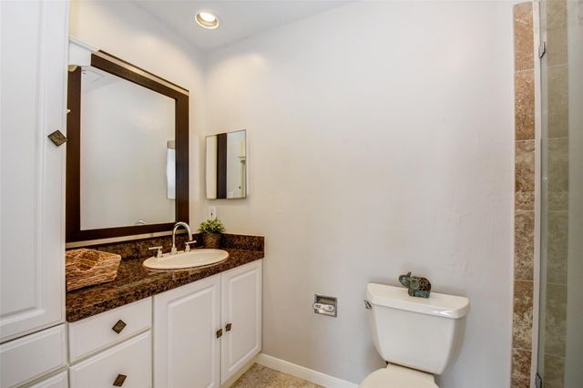 2829 Timmons Lane 138, Houston, TX 77027